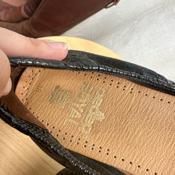Obsidian Black Patent Tieks Ballet Flats Size 8 with added leather insole